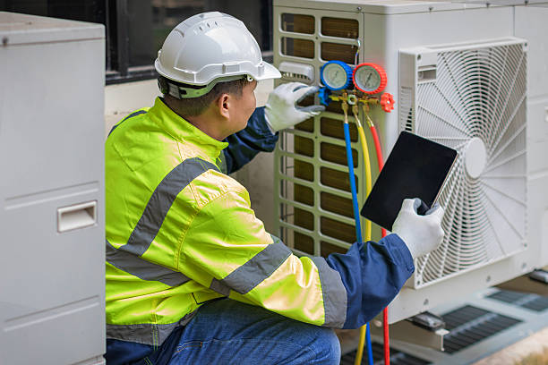 Professional Hvac technician working in Winder, GA